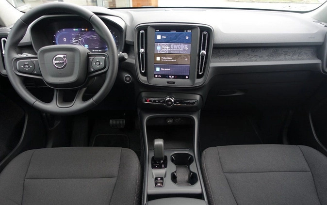 Volvo XC 40 cena 159900 przebieg: 9000, rok produkcji 2023 z Kosów Lacki małe 137